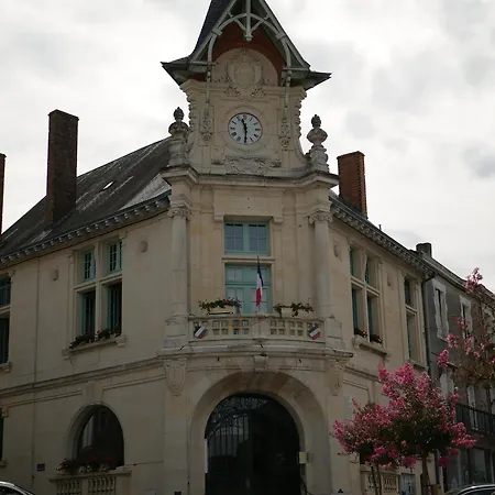 فندق مبيت وإفطار Maison Puygaud